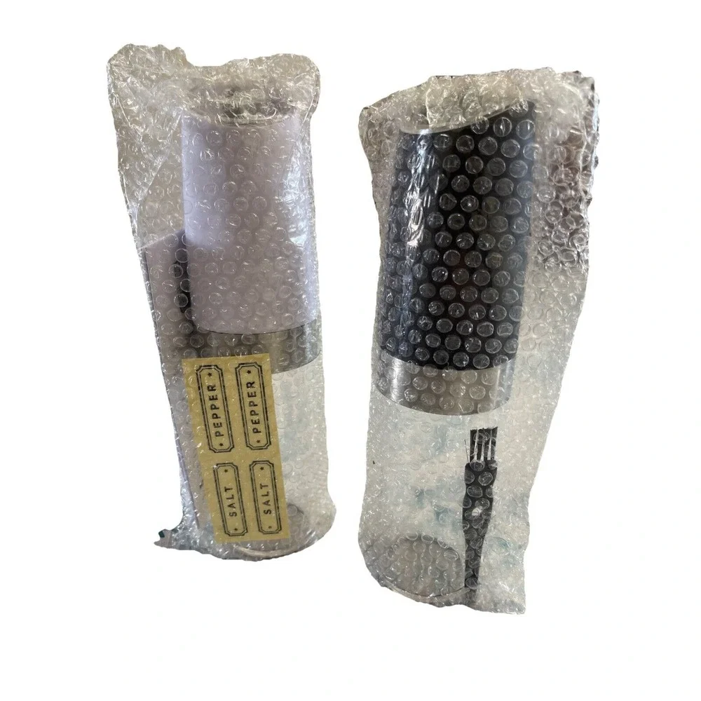 Sangcon Gravity Battery Salt &Pepper Grinder Auto Shakers Mill‎ Set. Open Box